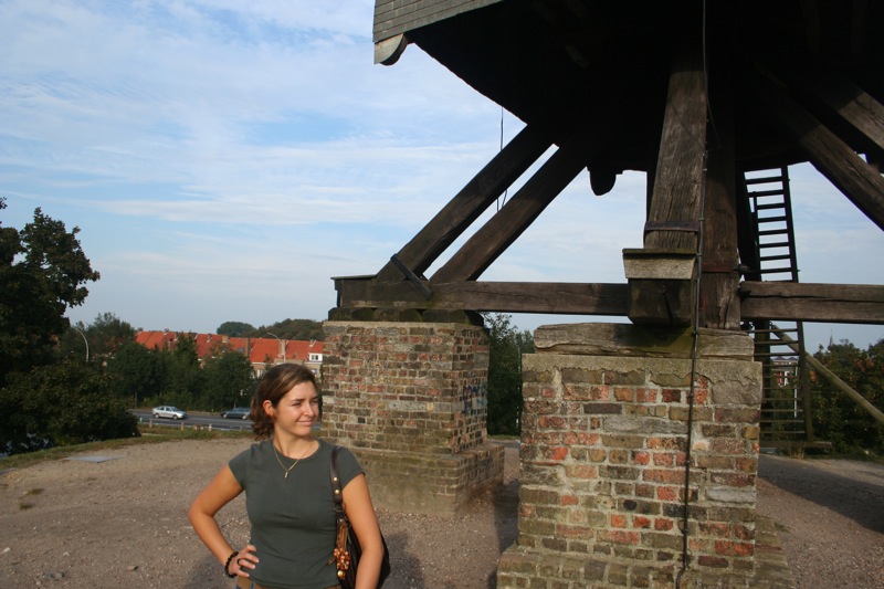 Delphine and the windmill