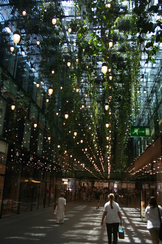 Lush mall