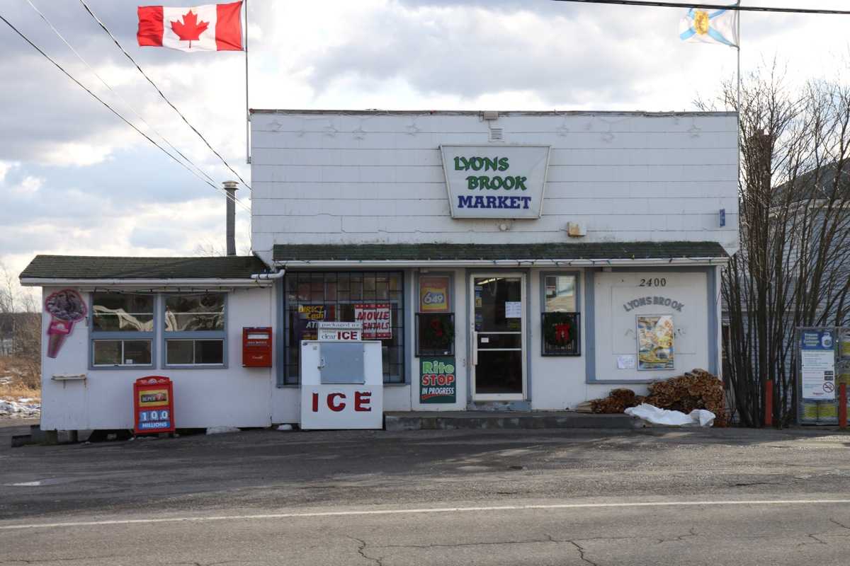 Lyons Brook Market