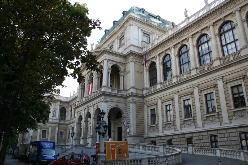 Universitat