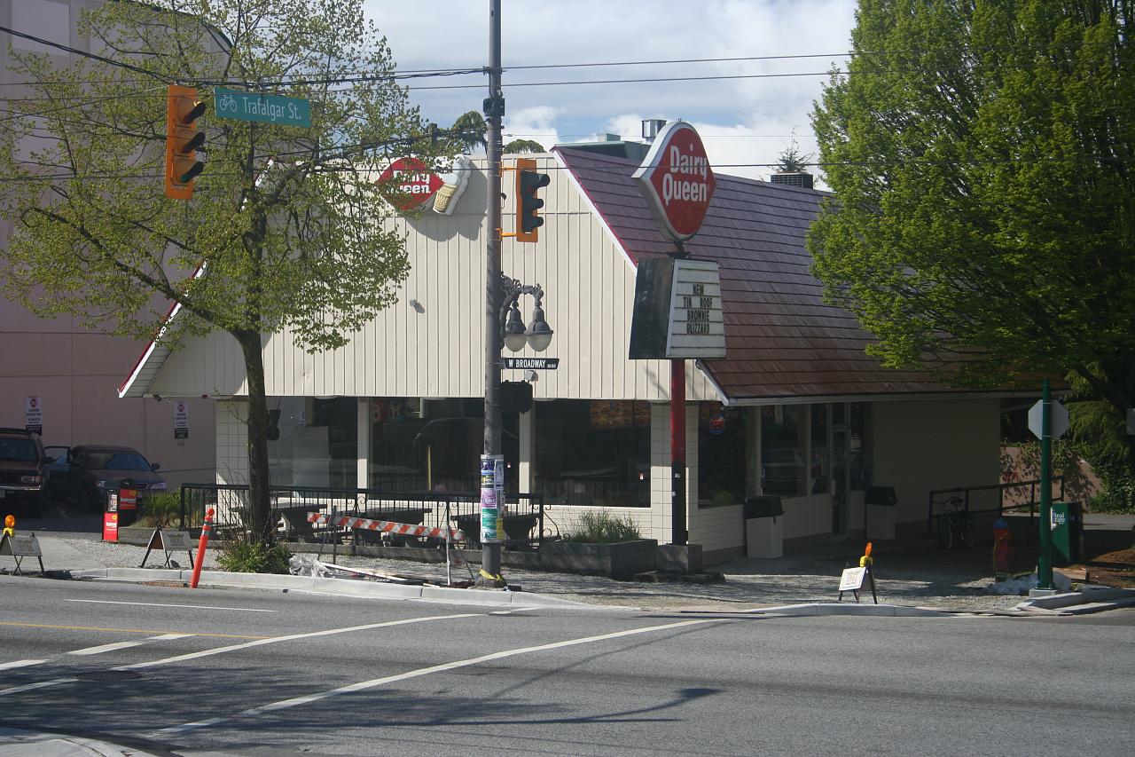 W Broadway Dairy Queen